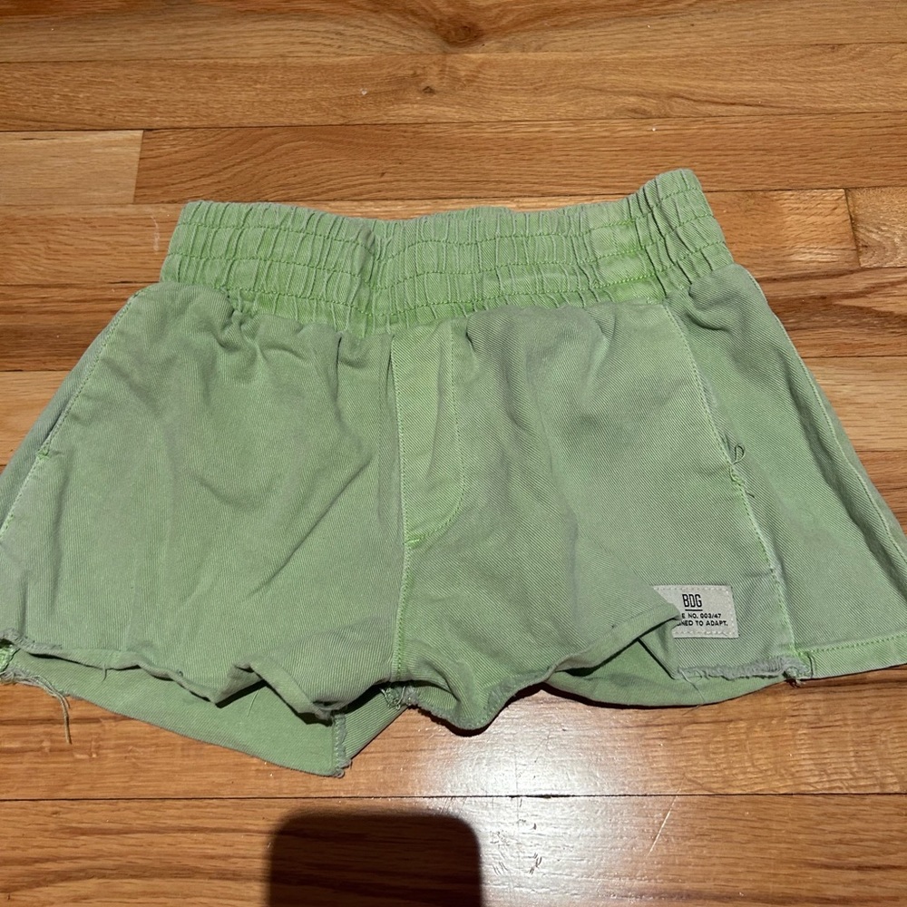 High waisted: green urban outfitters shorts (BDG)